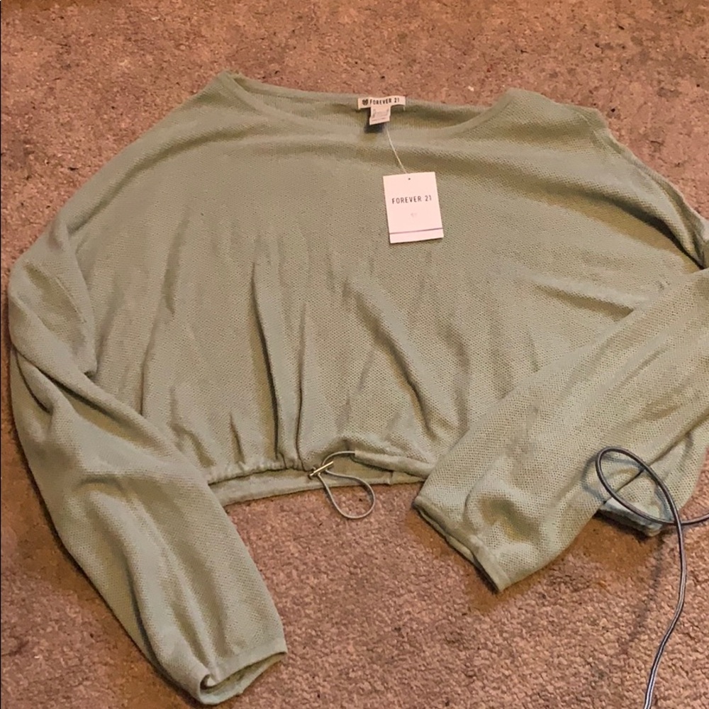 Green crop top